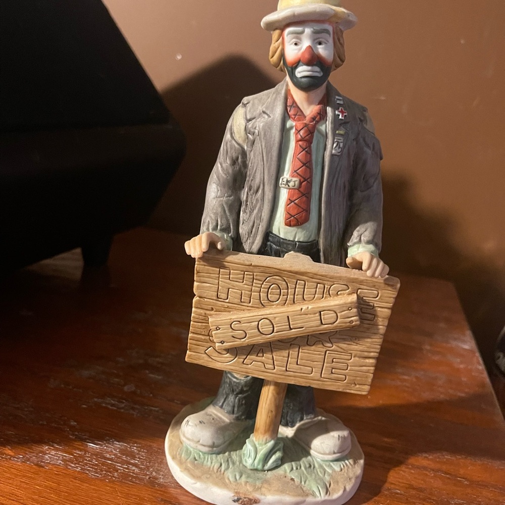 Emmit Kelly figurine clown house sold sign 
Great condition